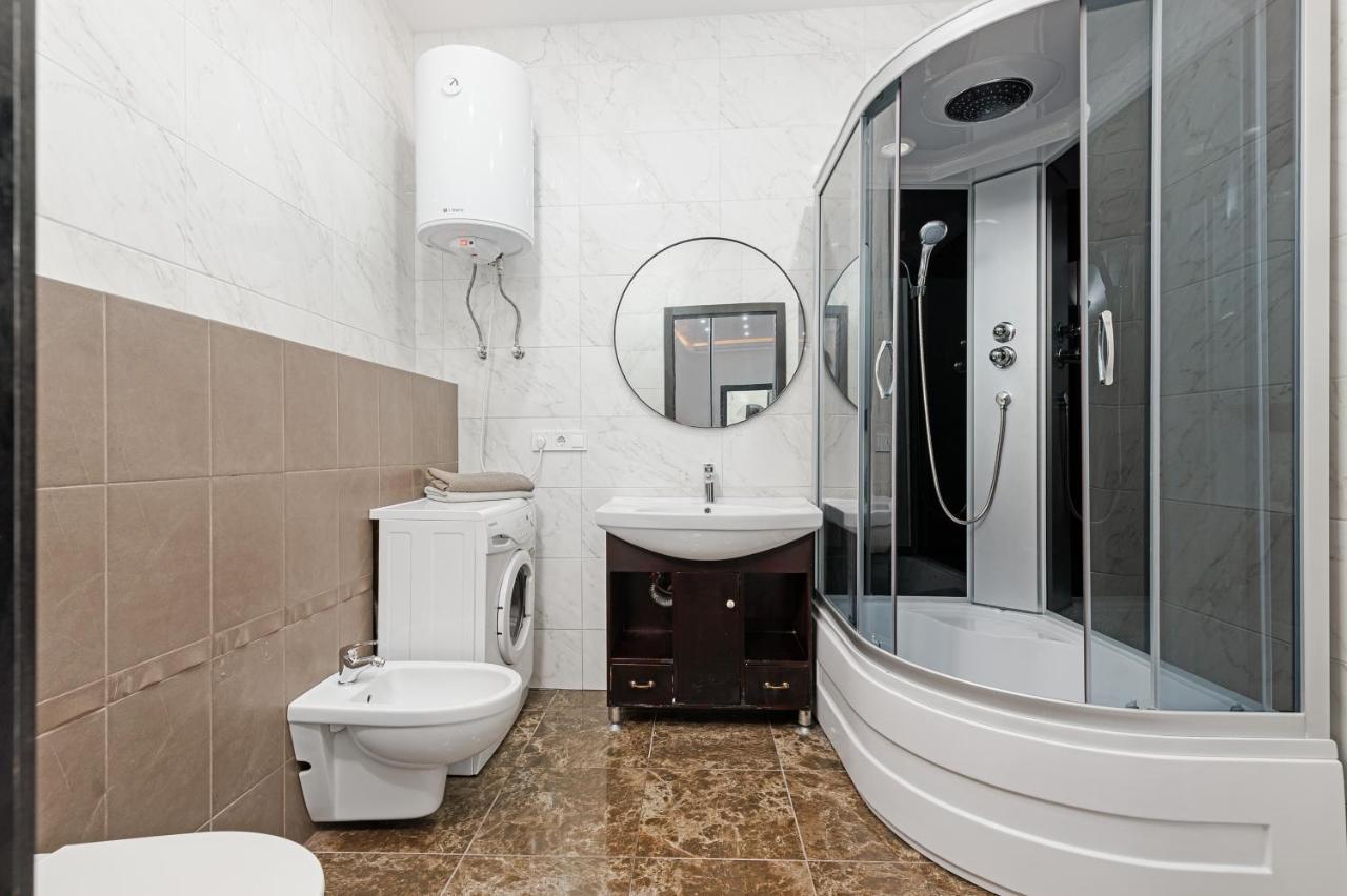 Arcadia Palace 2-Bedrooms Apartment With Terrace Odessa Extérieur photo
